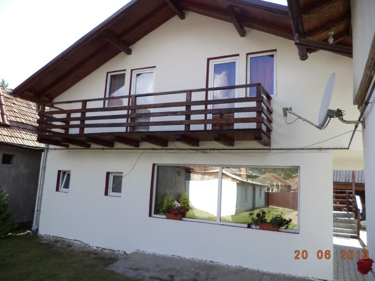 Villa Casa Bella Rîşnov Exterior foto